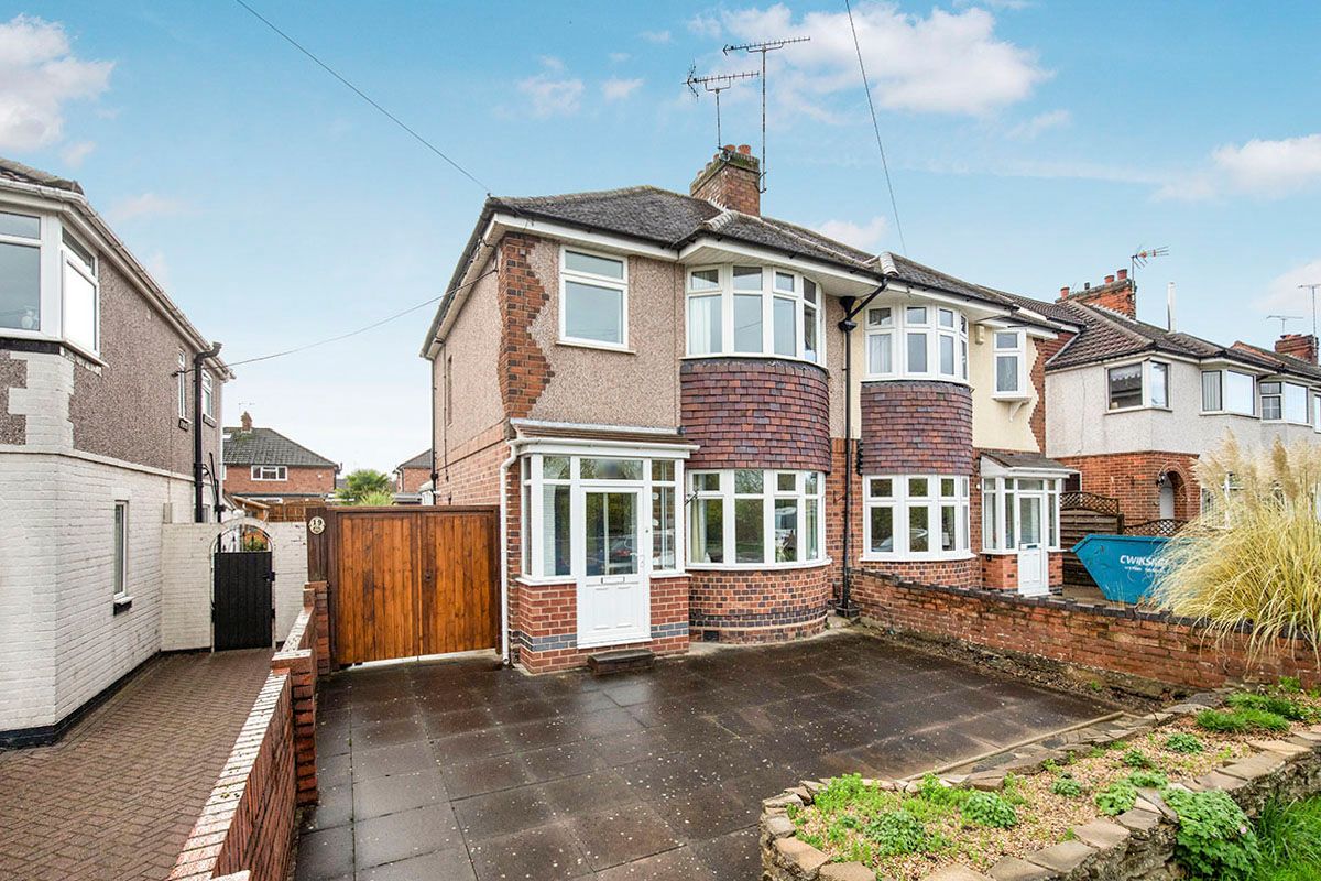 3 bed semidetached house for sale in Smorrall Lane, Bedworth