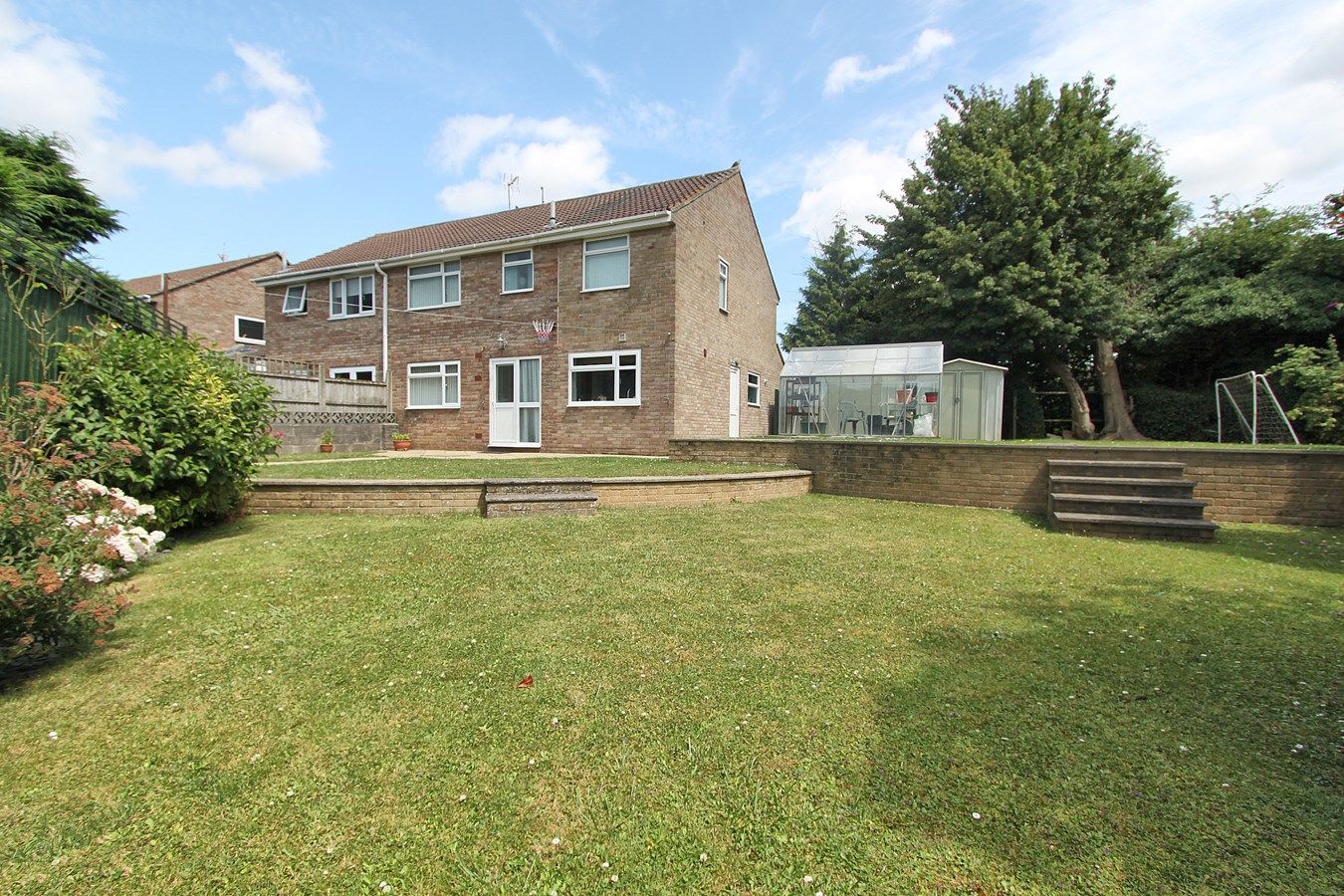 4 bed semidetached house for sale in Easton Hill Road, Thornbury