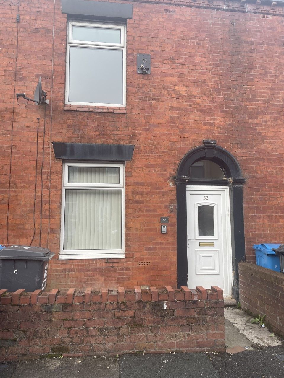 3 bed terraced house to rent in Esther Street, Oldham OL4 Zoopla