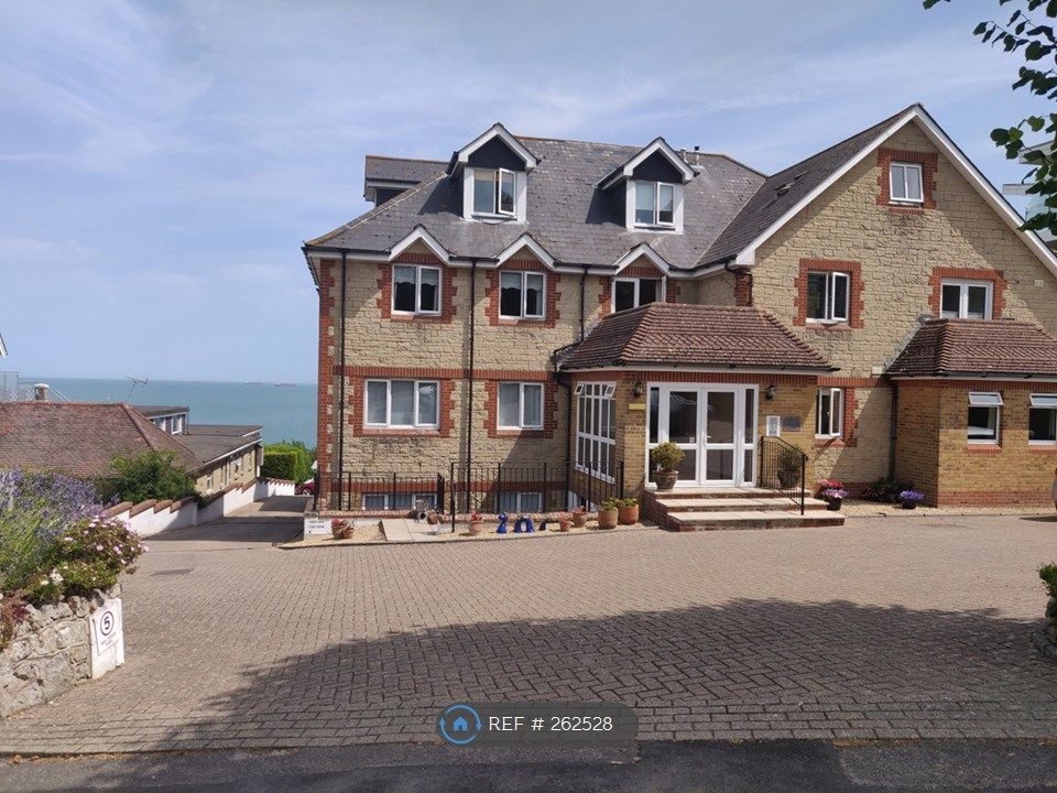 2 bed flat to rent in Road, Shanklin PO37 Zoopla