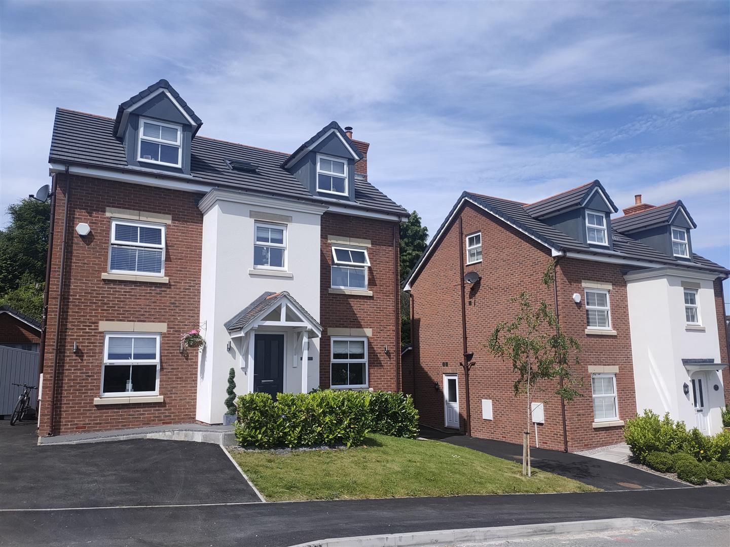 New home, 5 bed detached house for sale in Plot 63, Vicarage Road