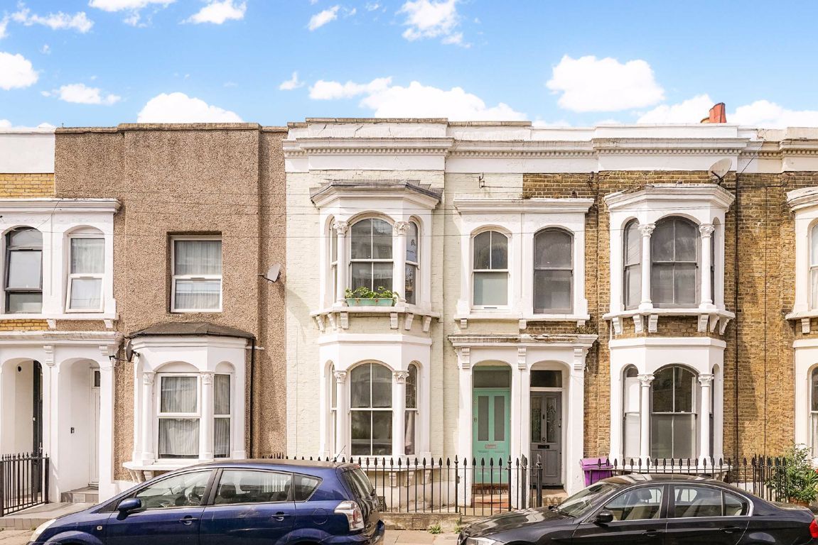 3 bed property for sale in Eric Street, London E3 Zoopla
