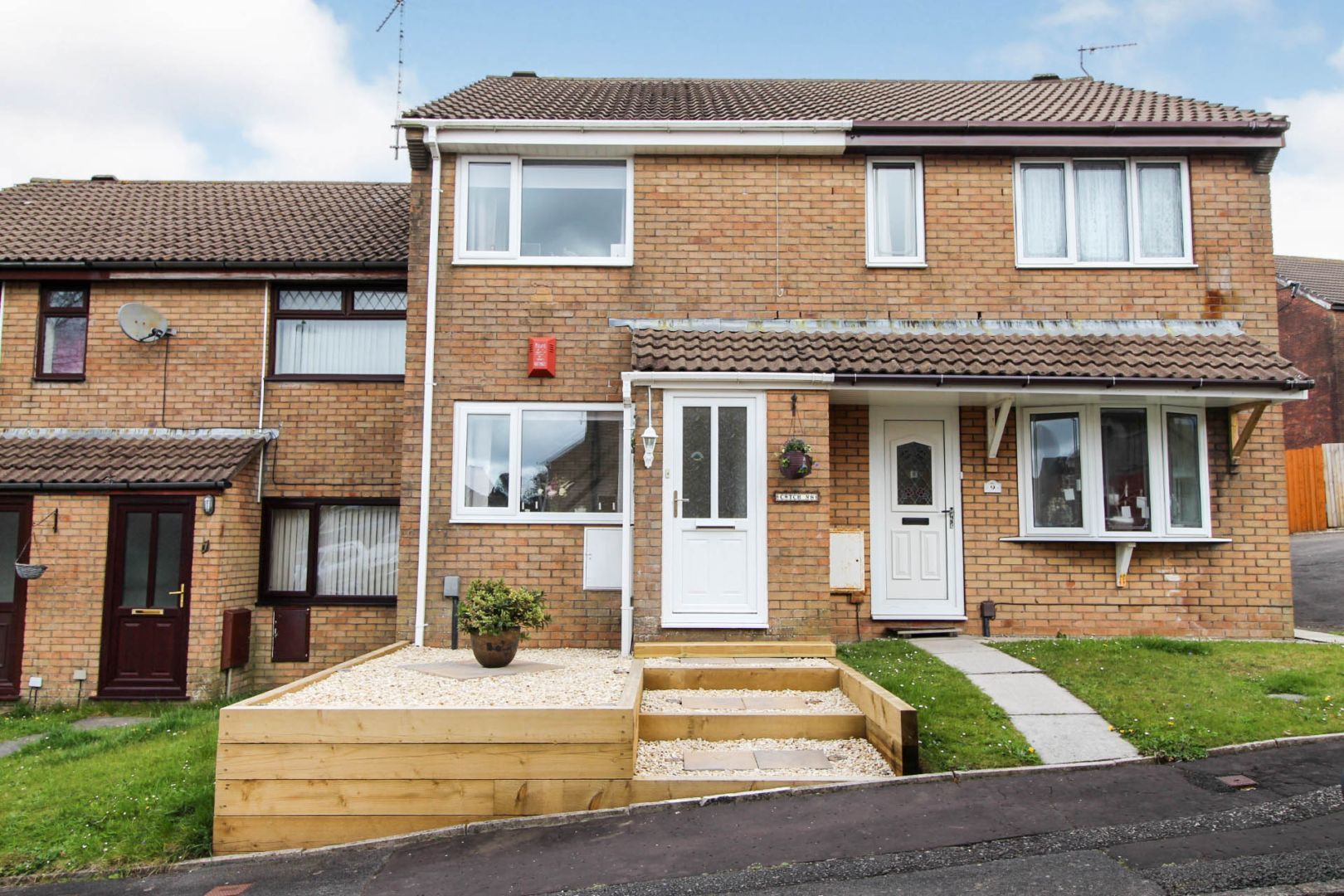 2 bed terraced house for sale in MaesYParc, Swansea SA5 Zoopla