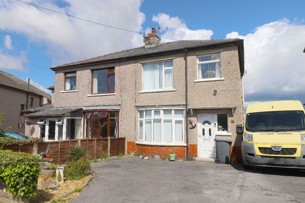3 bed semidetached house for sale in Hawthorn Road, Bolton Le Sands