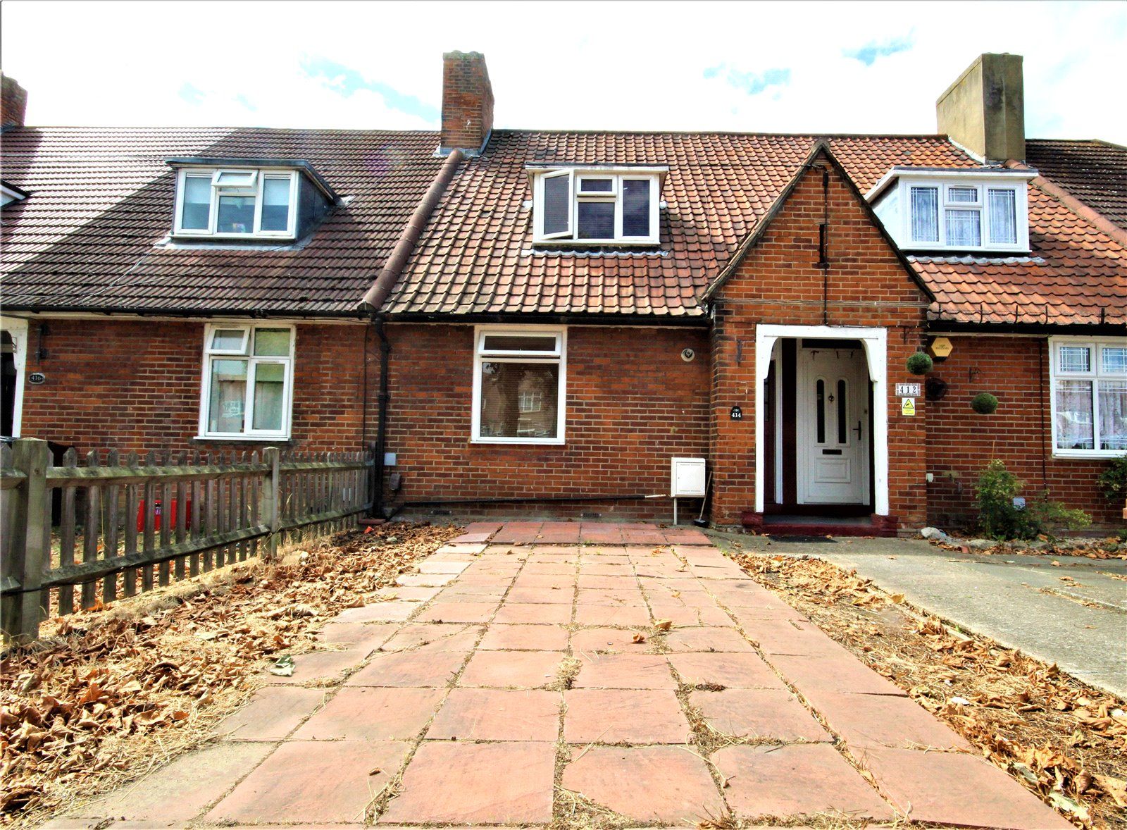 2 bed terraced house to rent in Valence Avenue, Dagenham RM8 Zoopla
