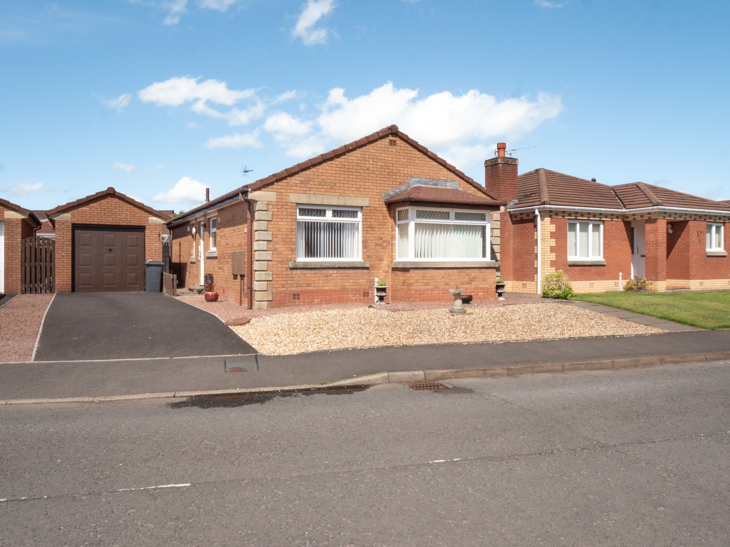3 bed bungalow for sale in Twiname Way, Heathhall, Dumfries DG1 Zoopla