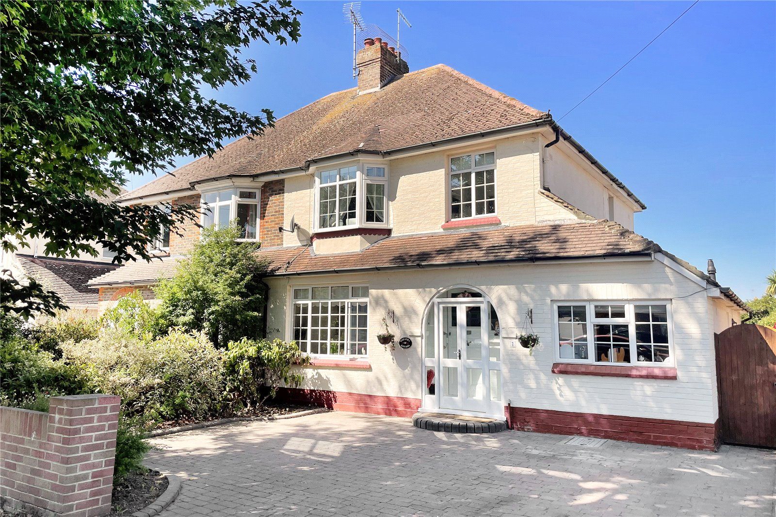 4 bed semidetached house for sale in Parkside Avenue, Littlehampton