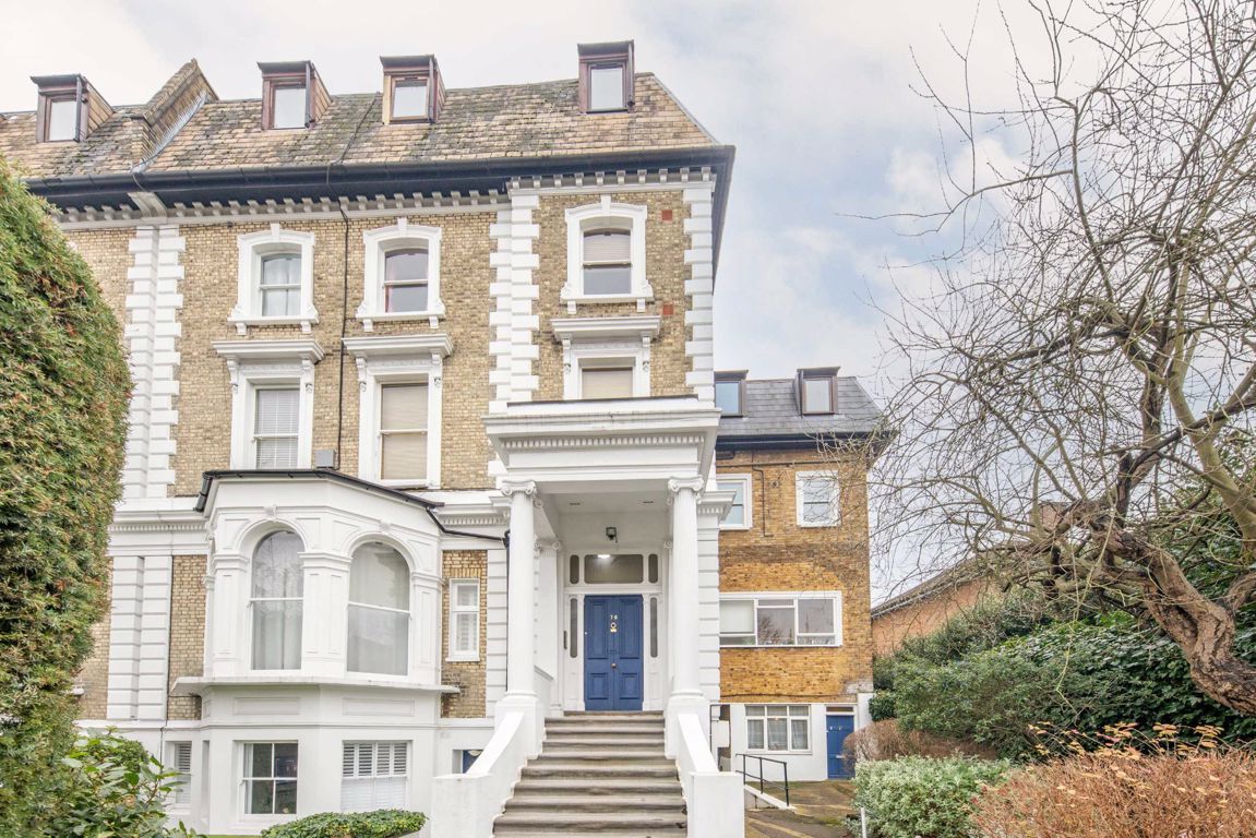 1 bed flat for sale in Claremont Road, Surbiton KT6 Zoopla