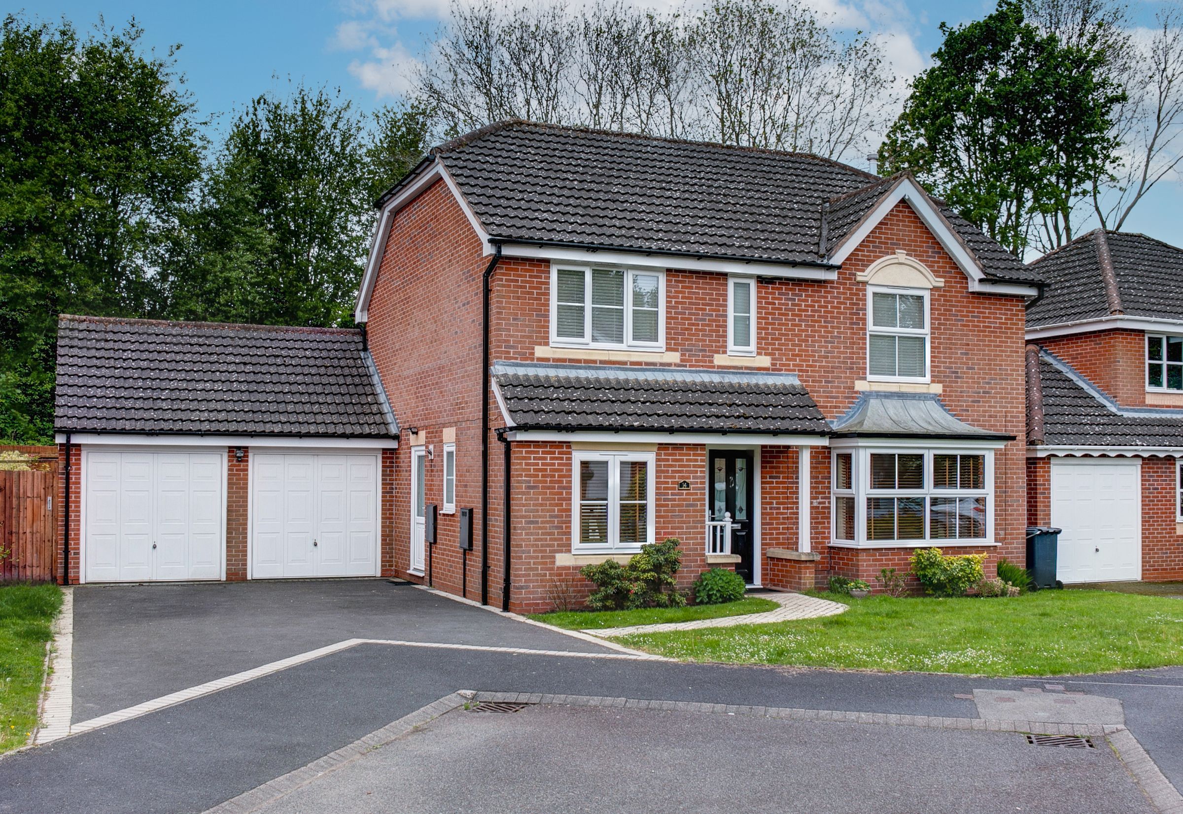 4 bed detached house for sale in Firenze Road, The Oakalls, Bromsgrove