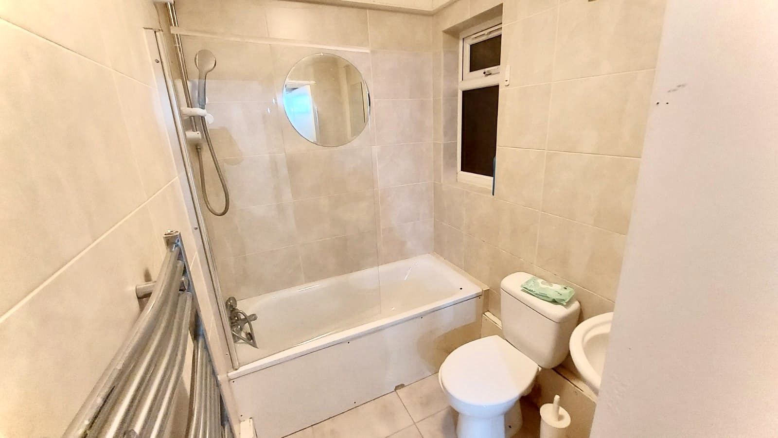Studio to rent in Amersham Avenue, London N18 Zoopla