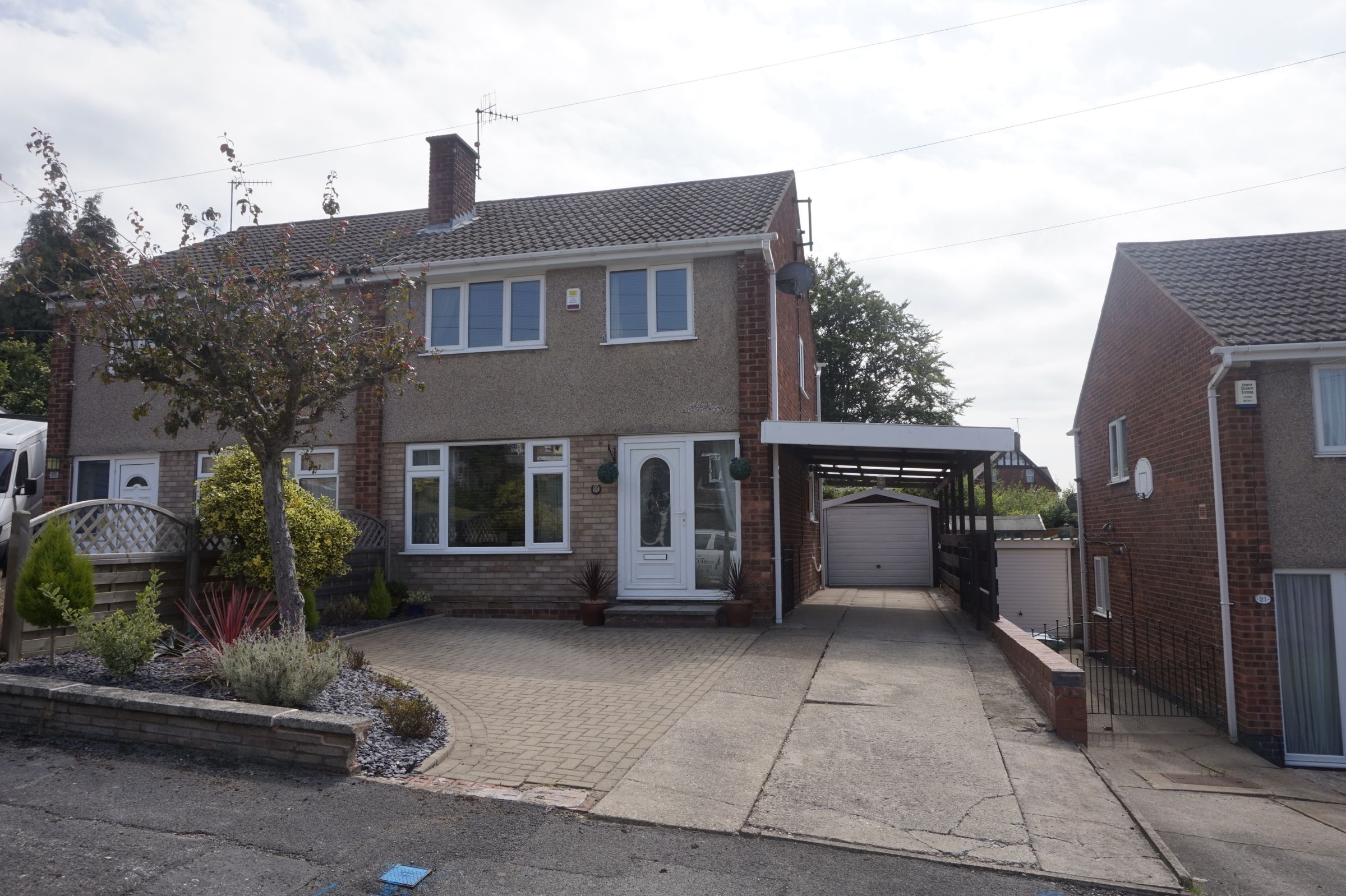 Holmebank East, Chesterfield, Derbyshire S40