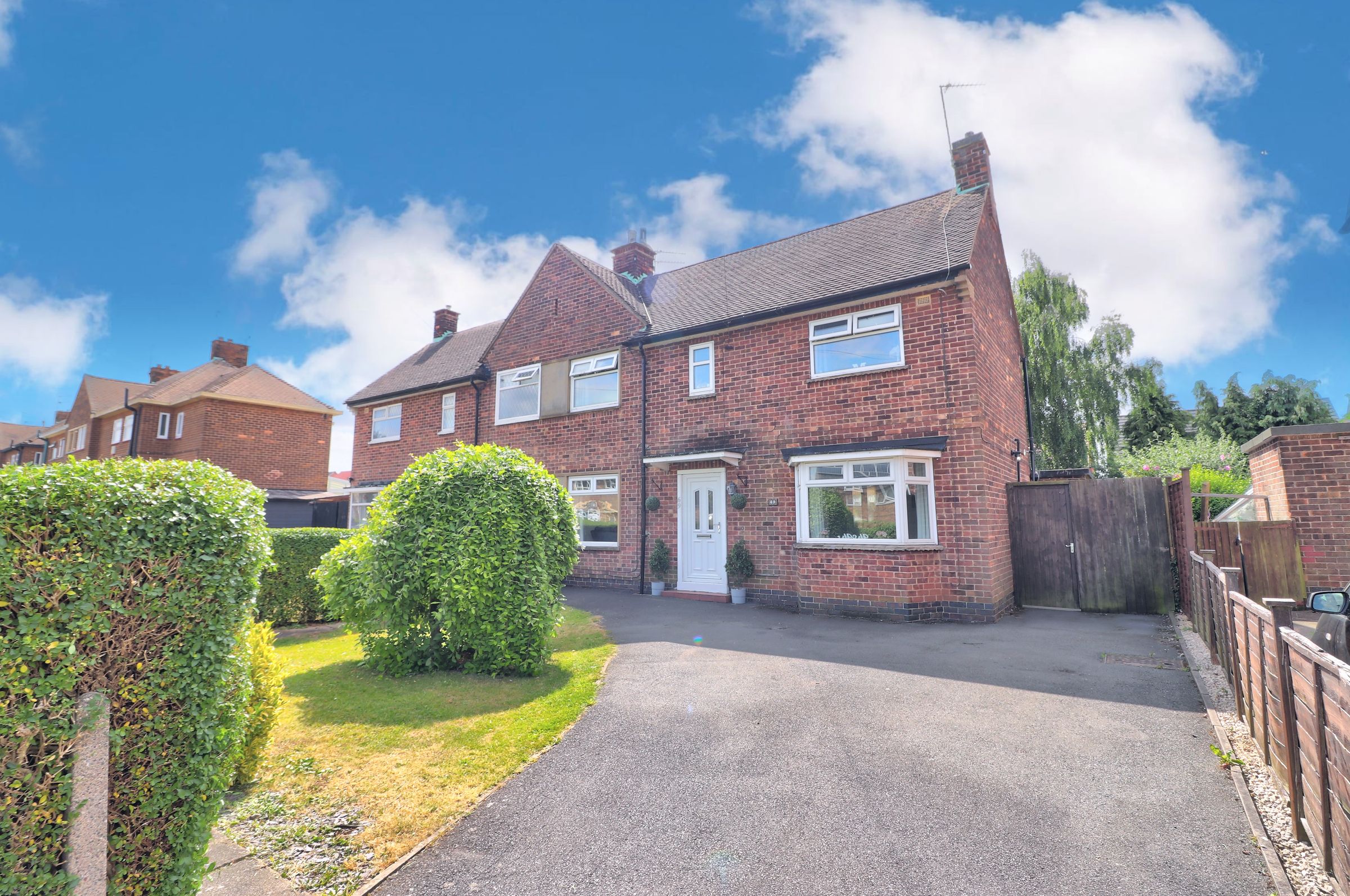 4 bed semidetached house for sale in Ridgeway, Chellaston, Derby DE73