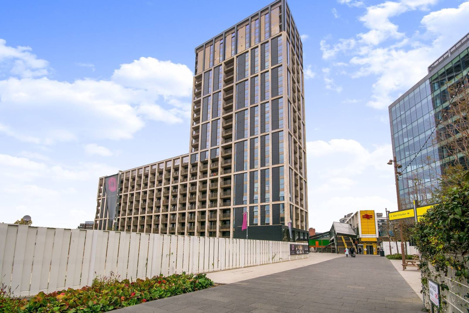 1 bed flat for sale in Caithness Walk, Croydon CR0 Zoopla