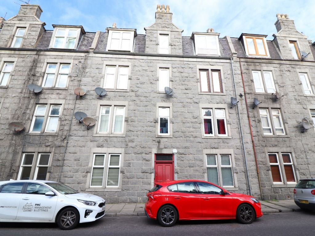 2 bed flat to rent in Victoria Road, Torry, Aberdeen AB11 Zoopla