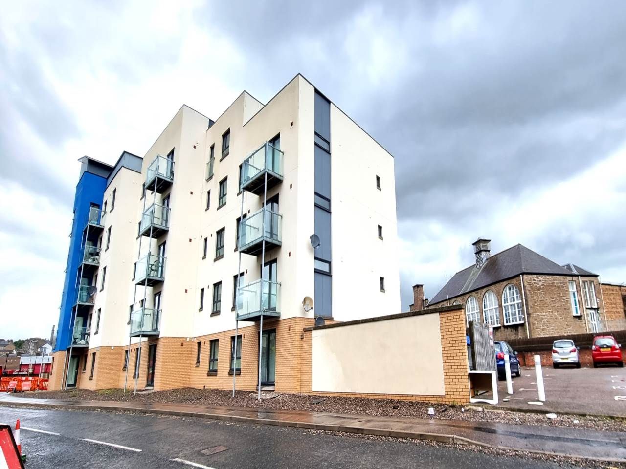 2 bed flat to rent in Bellfield Street, Dundee DD1 Zoopla