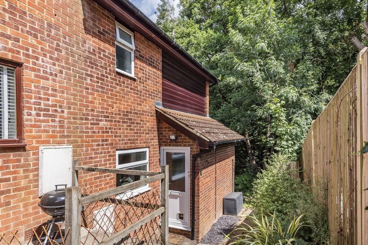 1 bed end terrace house for sale in Green Way, Tunbridge Wells TN2 Zoopla