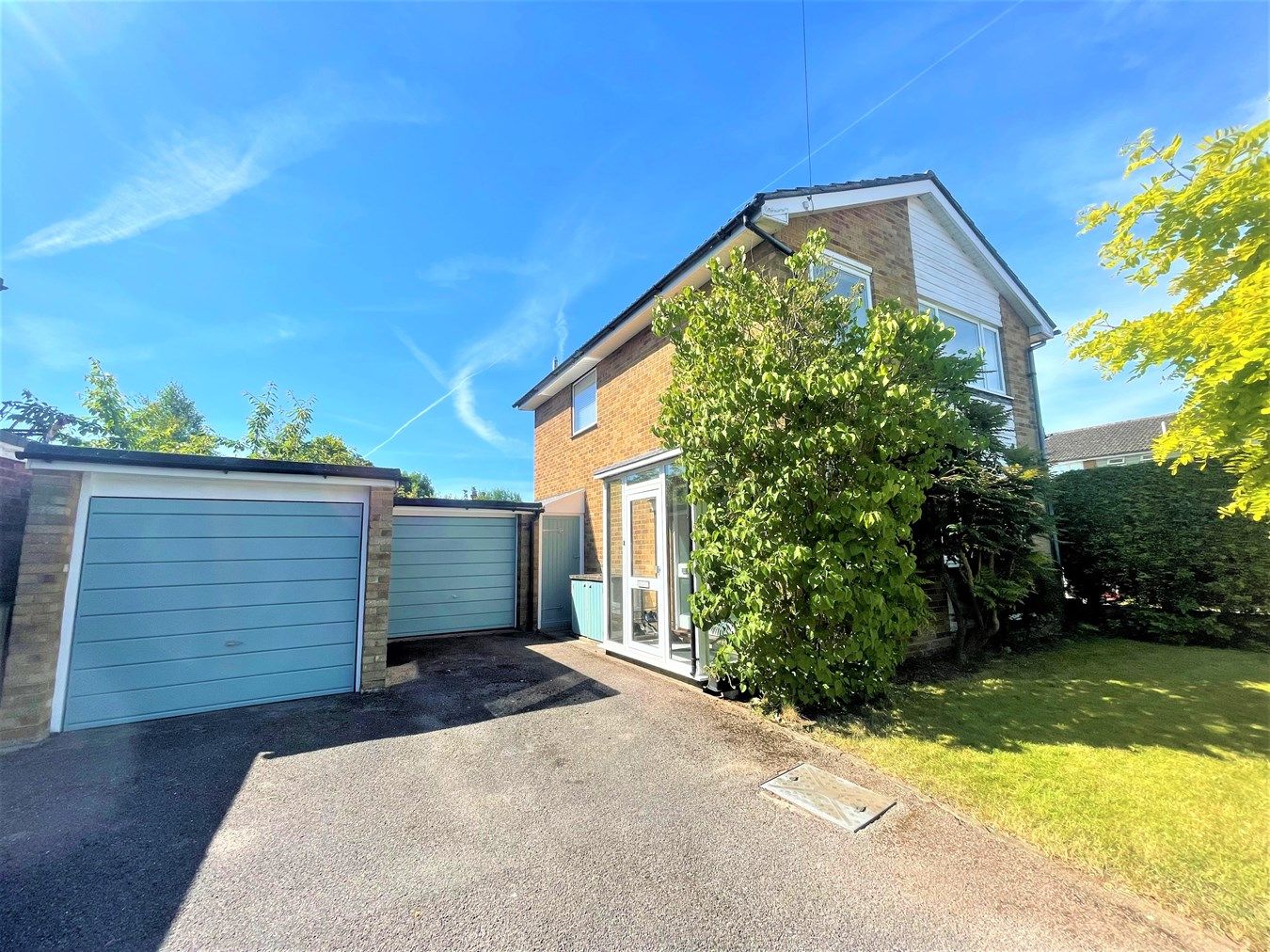 Property for sale in Thornton Close, Guildford GU2 Zoopla
