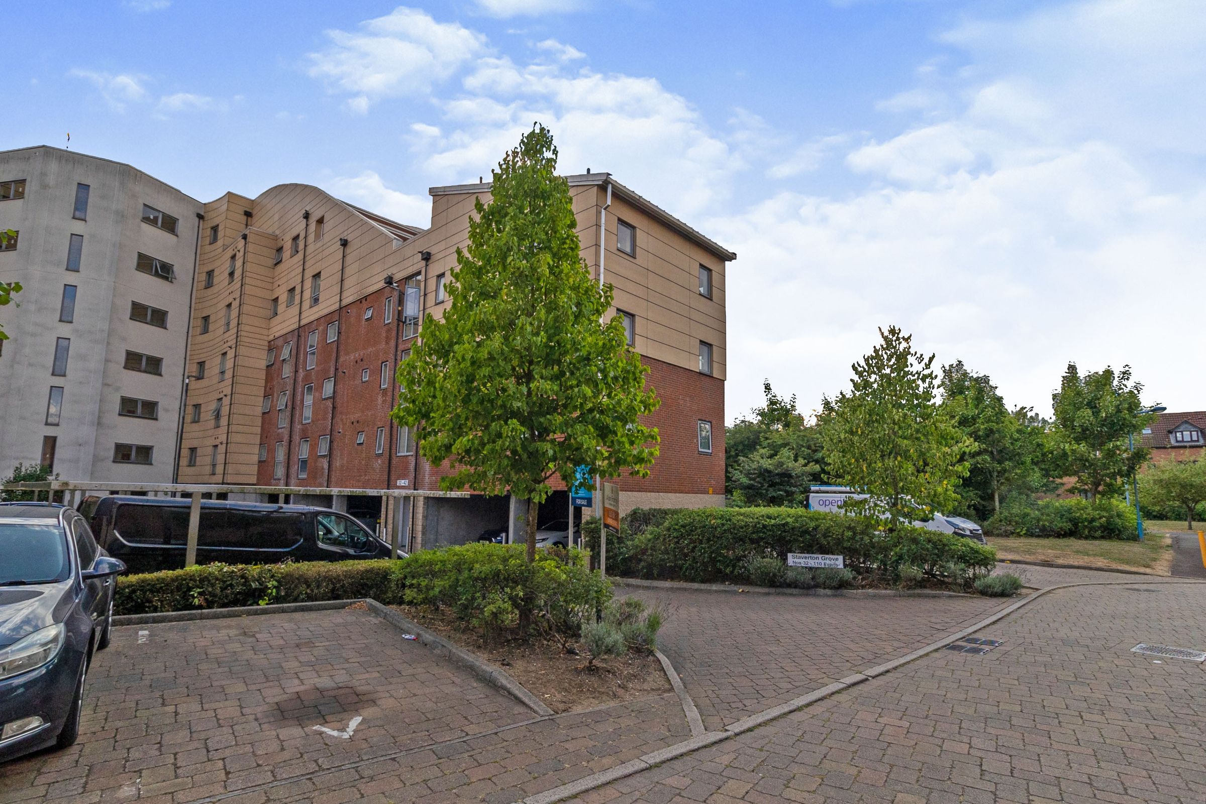 1 bed flat for sale in Staverton Grove, Broughton, Milton Keynes MK10