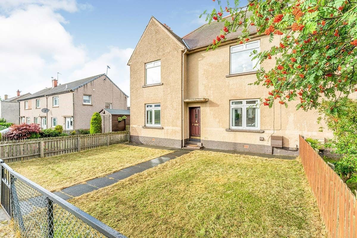 3 bed flat to rent in Dryden Terrace, Loanhead, Midlothian EH20 Zoopla