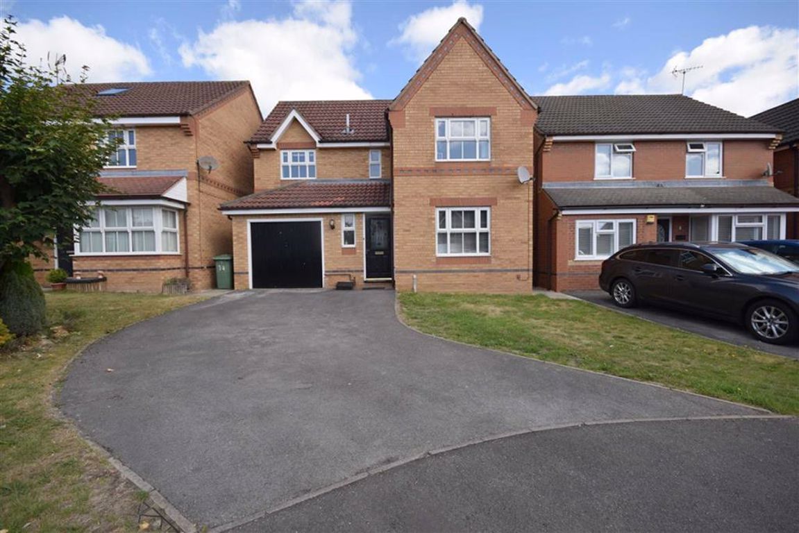 4 bed detached house for sale in Maidwell Close, Belper DE56 Zoopla