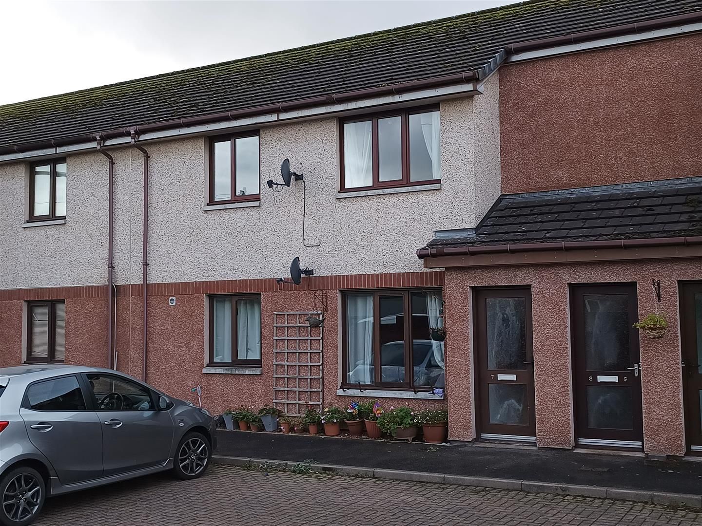 2 bed flat for sale in Annan Road, Dumfries DG1 Zoopla