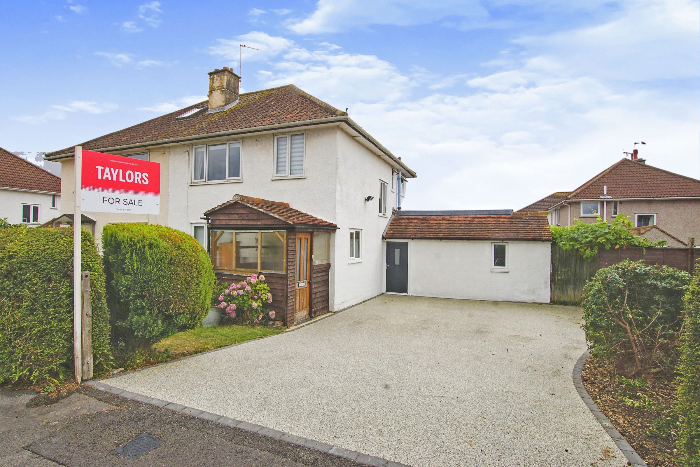 3 bed semidetached house for sale in Bradley Road, Patchway, Bristol