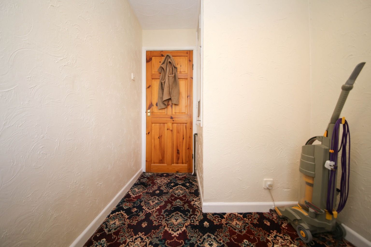 4 bed semidetached house for sale in Victoria Road, AshtonIn