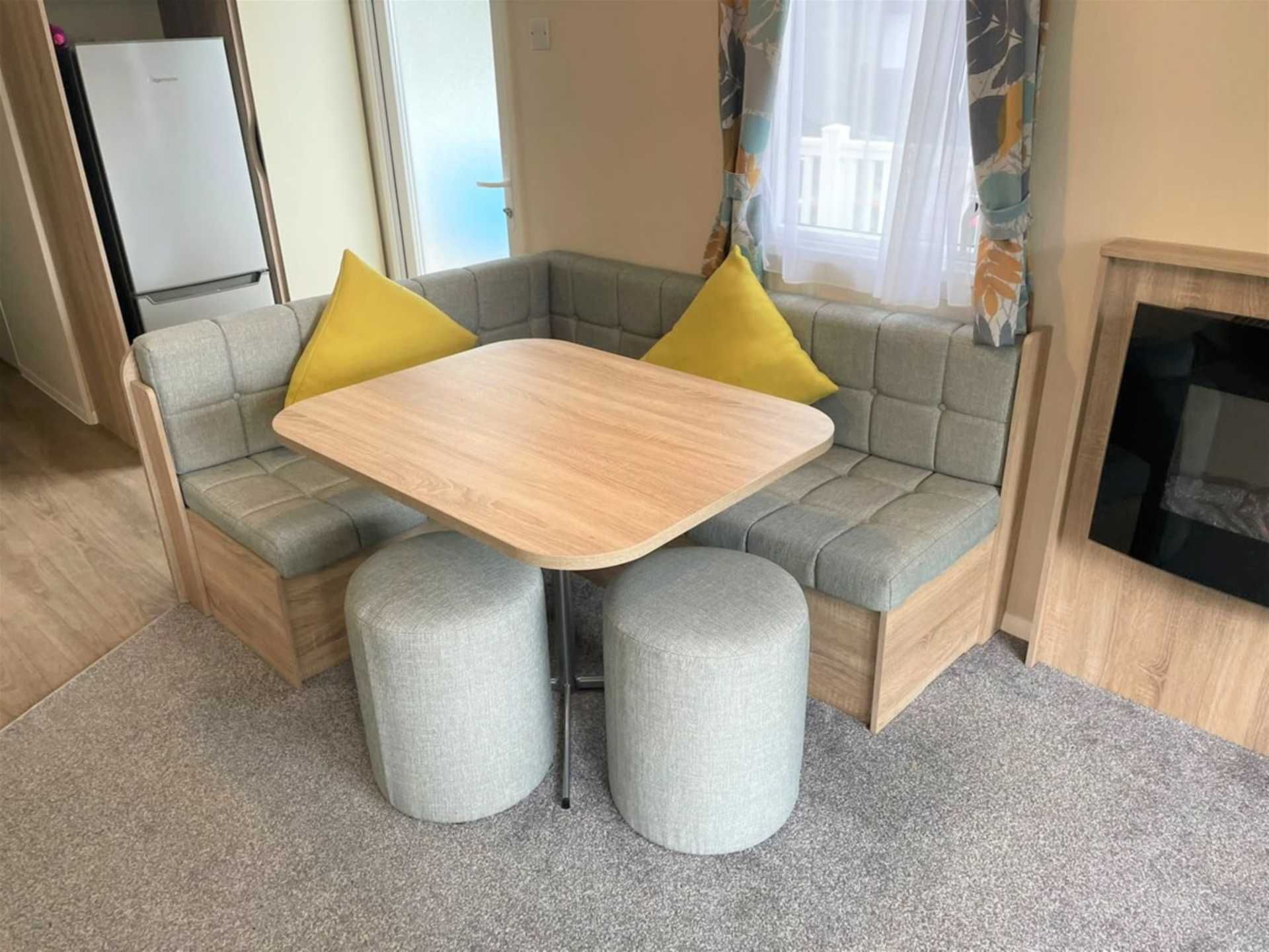 2 bed mobile/park home for sale in Llanrug, Caernarfon LL55 Zoopla