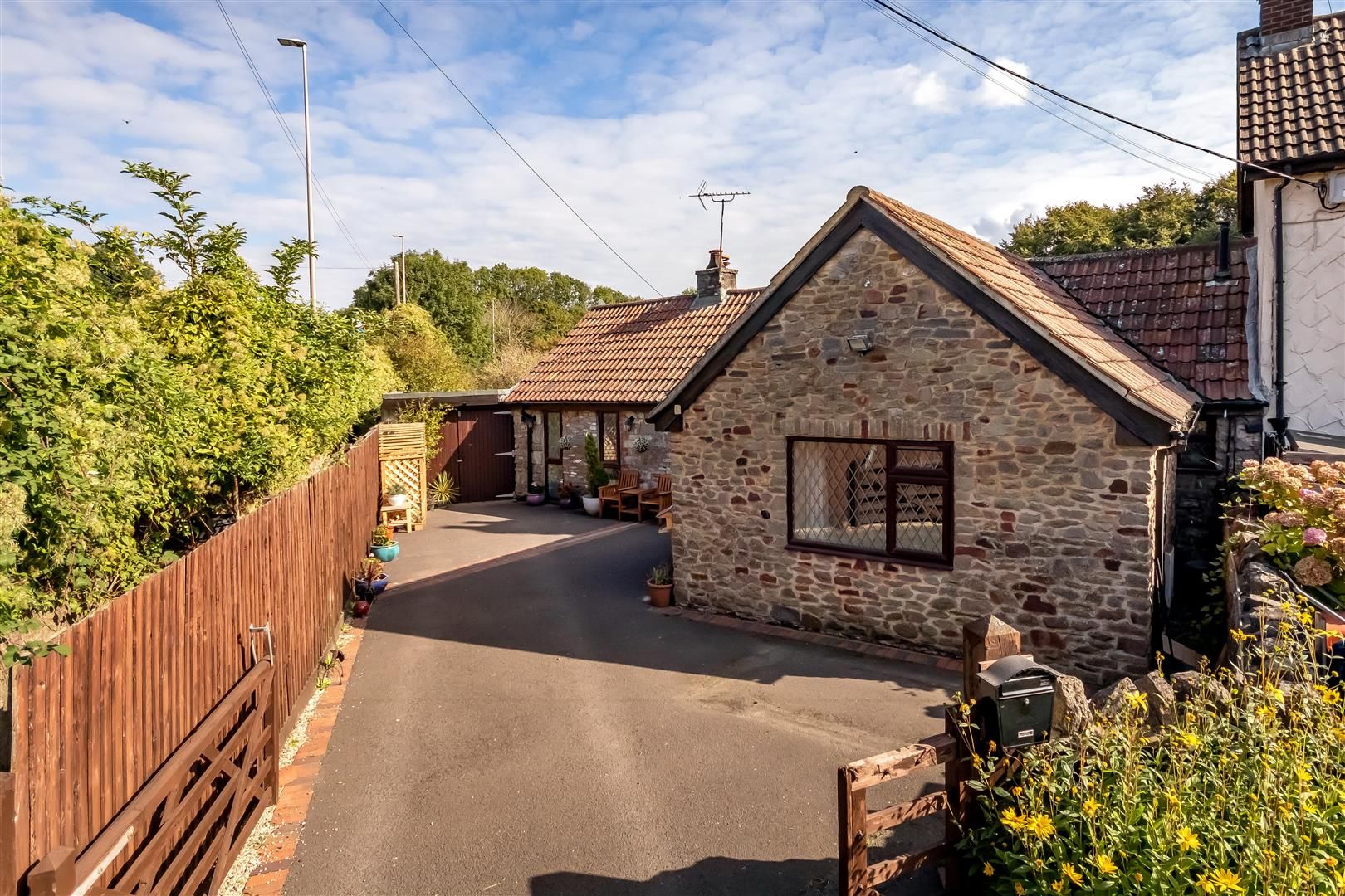 2 bed cottage for sale in Bridgwater Road, Lulsgate, Felton, Bristol