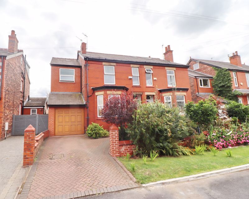 4 bed semidetached house for sale in Lambton Road, Worsley, Manchester