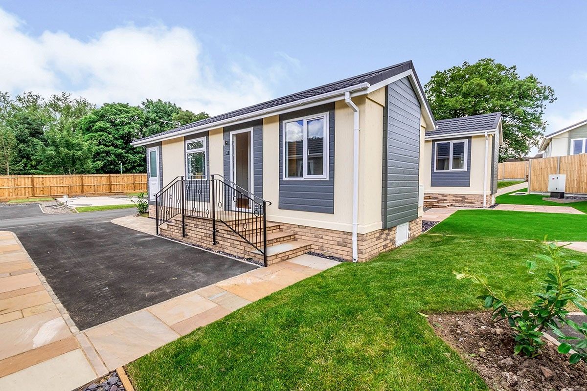 1 bed bungalow to rent in Featherstone Park New Road, Featherstone