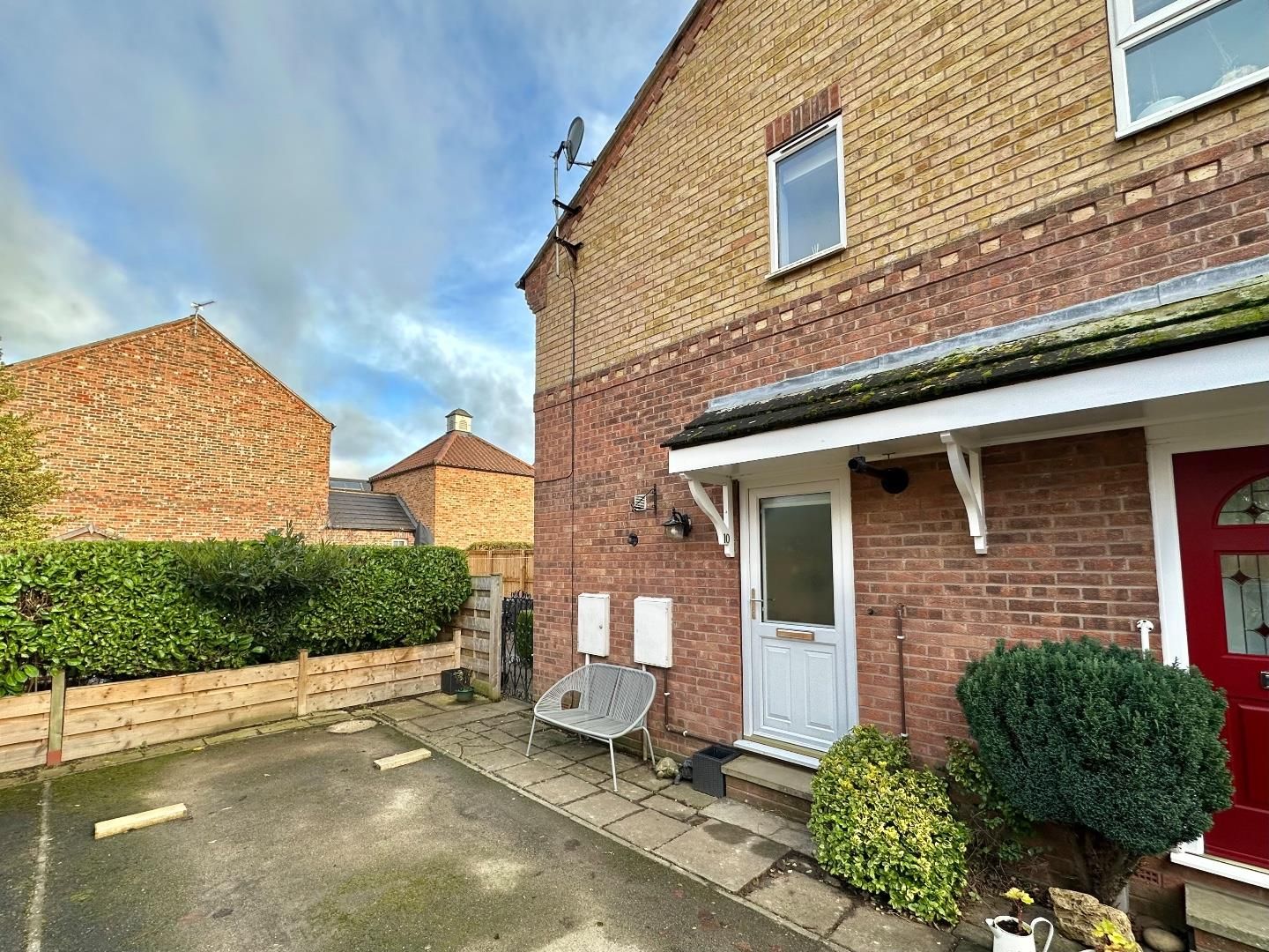 1 bed town house for sale in Showfield Drive, Easingwold, York YO61