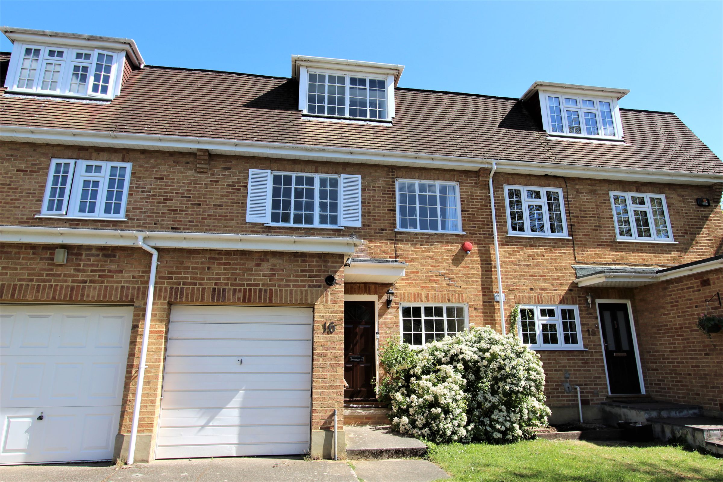 4 bed terraced house to rent in Private Road, Enfield EN1 Zoopla