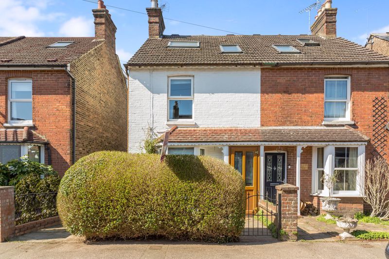 3 bed semidetached house for sale in Barrington Road, Horsham, West Sussex RH13 Zoopla