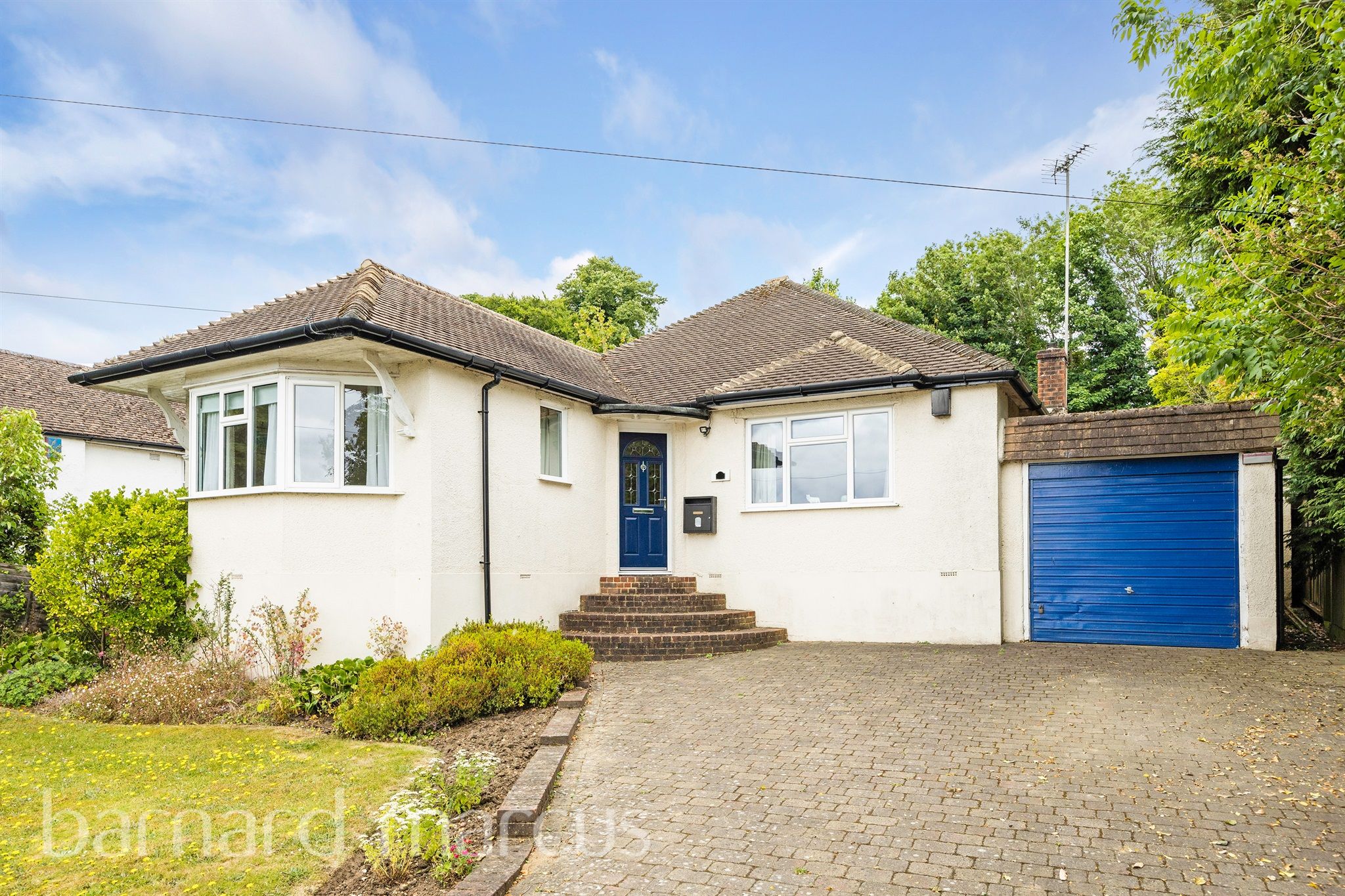 3 bed detached house for sale in Great Tattenhams, Epsom KT18 Zoopla