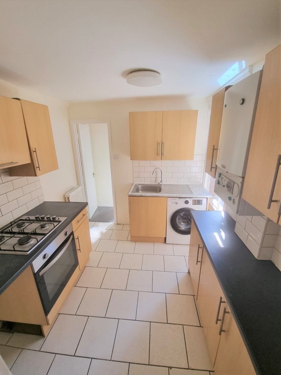 1 bed flat to rent in Vicarage Road, Leyton, London. E10 Zoopla