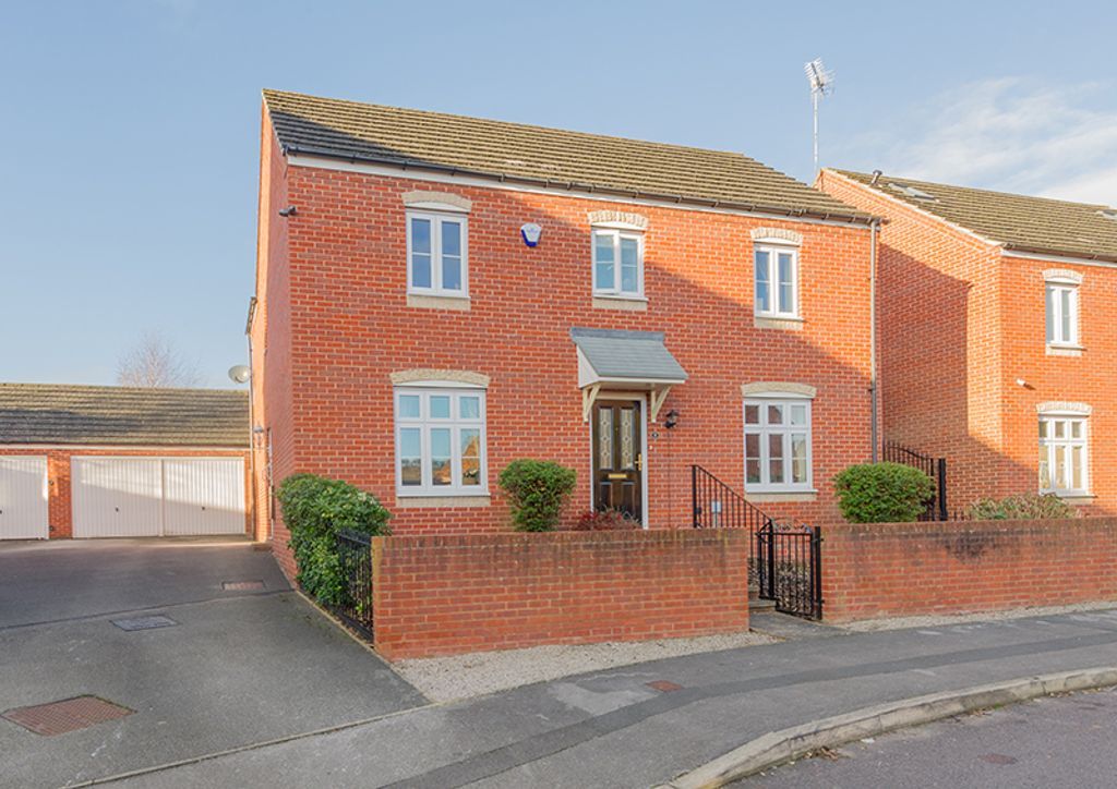 4 bed detached house for sale in Towler Drive, Rodley, Leeds LS13 Zoopla