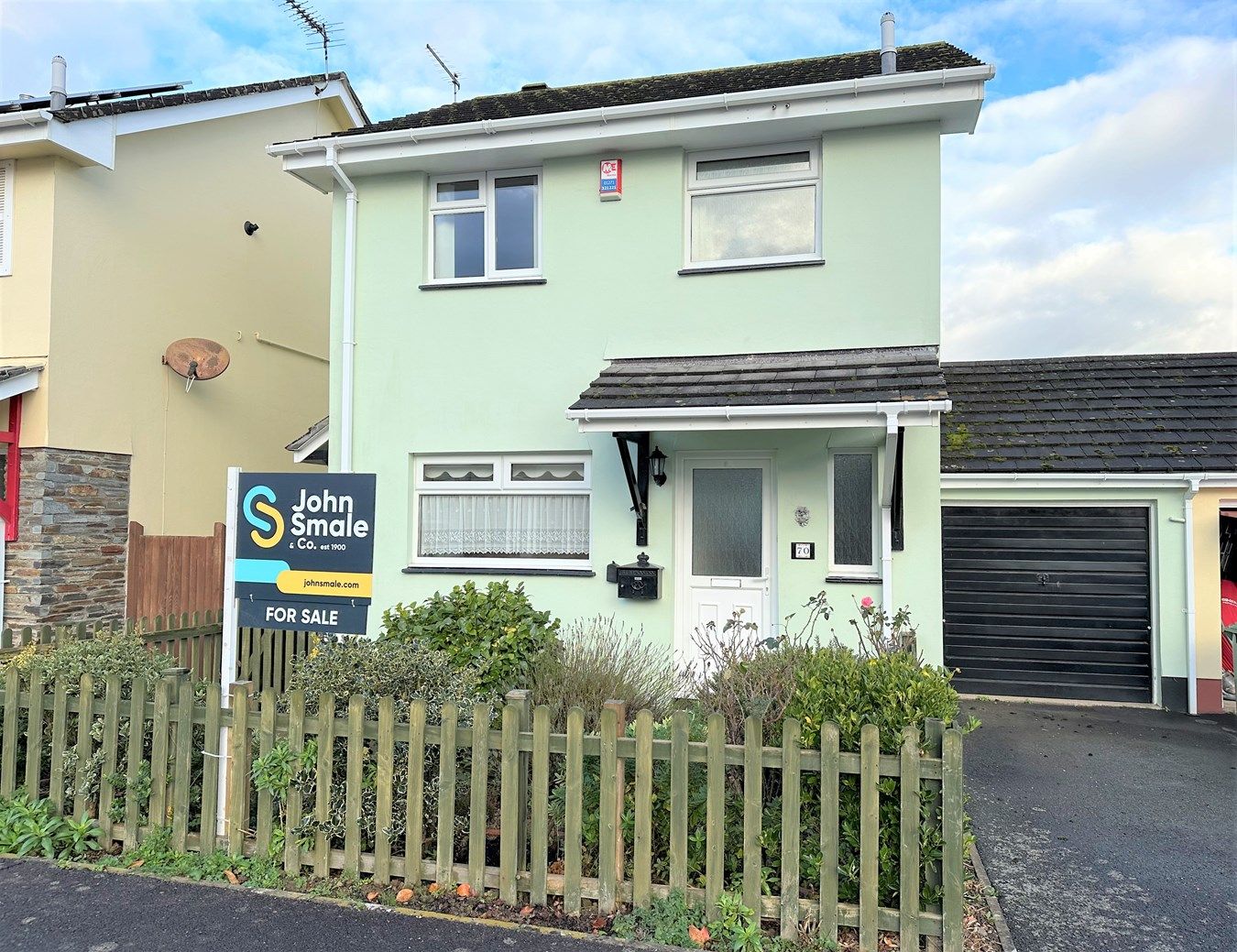 2 bed linkdetached house for sale in Beards Road, Fremington