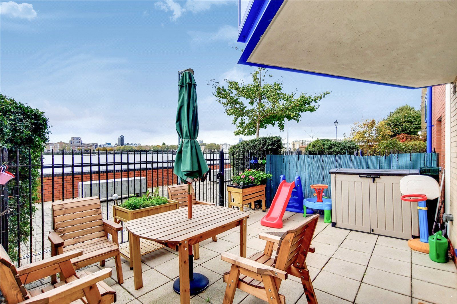 Nova Building 3 Newton Pl E14  