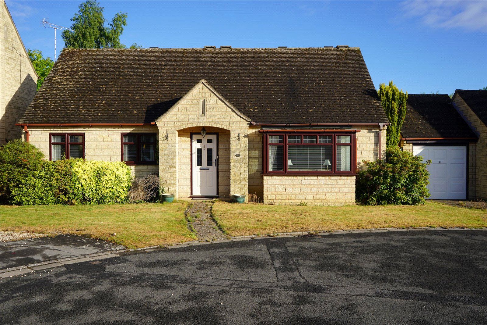 3 bed bungalow for sale in Willow Road, Willersey, Worcestershire WR12