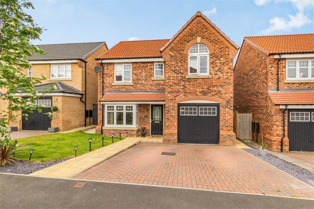 4 bed detached house for sale in Hazelwood Drive, Barnsley S71 Zoopla