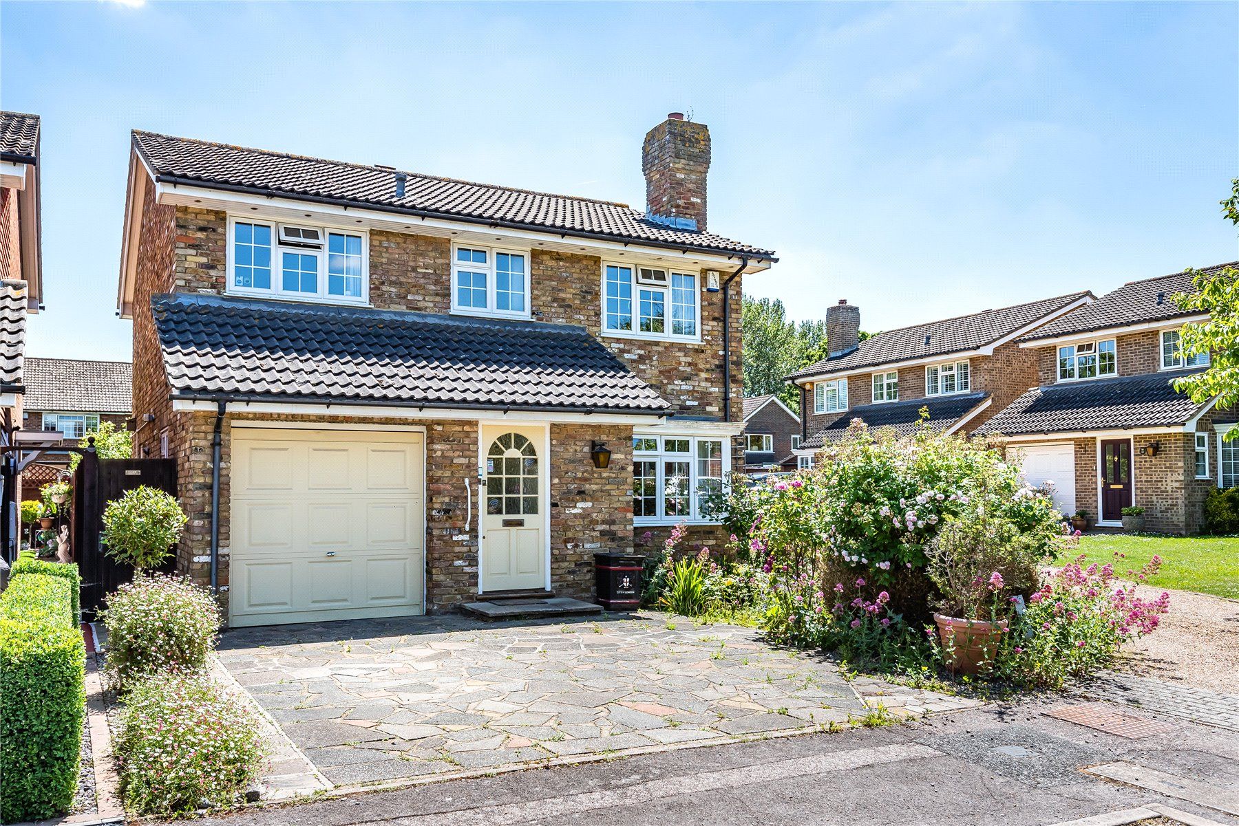 4 bed detached house for sale in Munnery Way, Orpington BR6 Zoopla