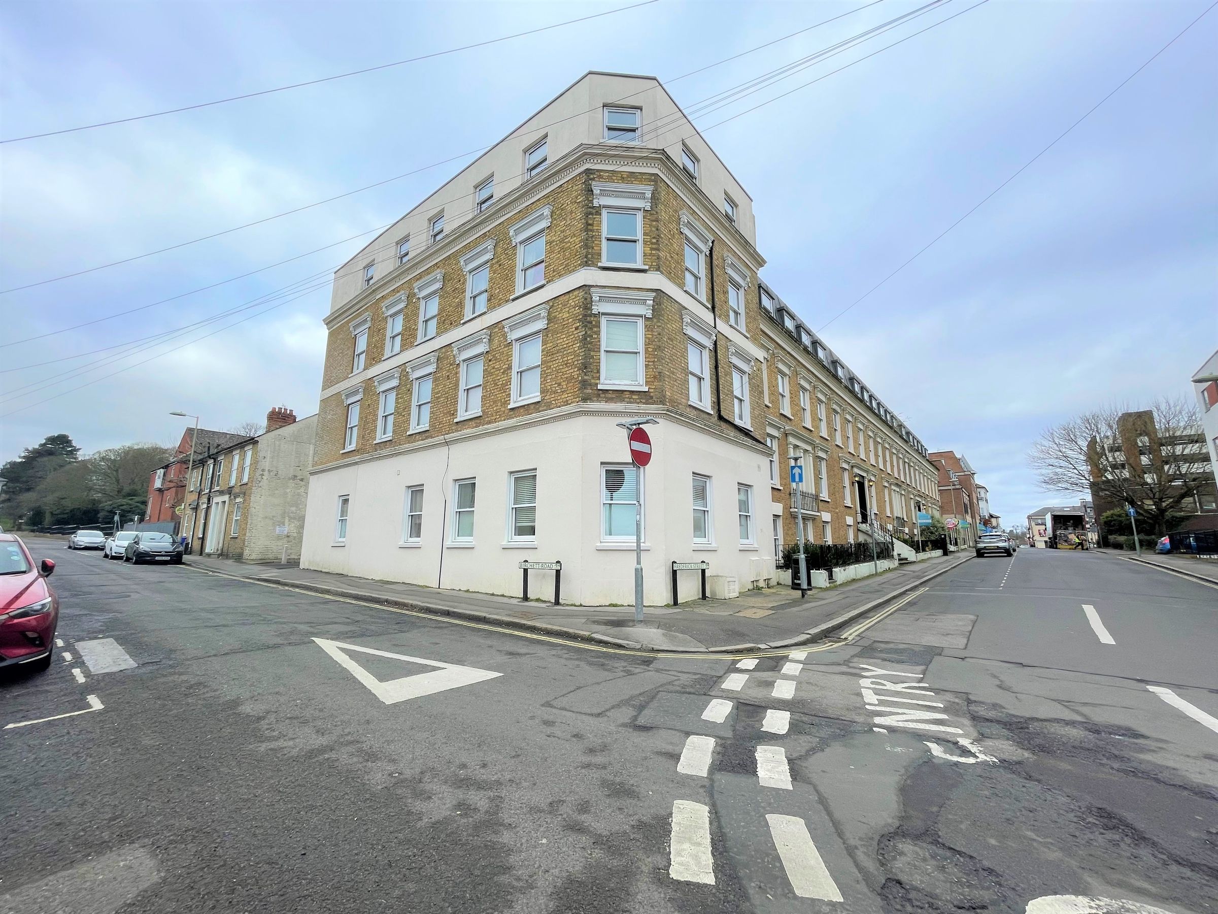 1 bed flat for sale in Birchett Road, Aldershot, Hampshire GU11 Zoopla