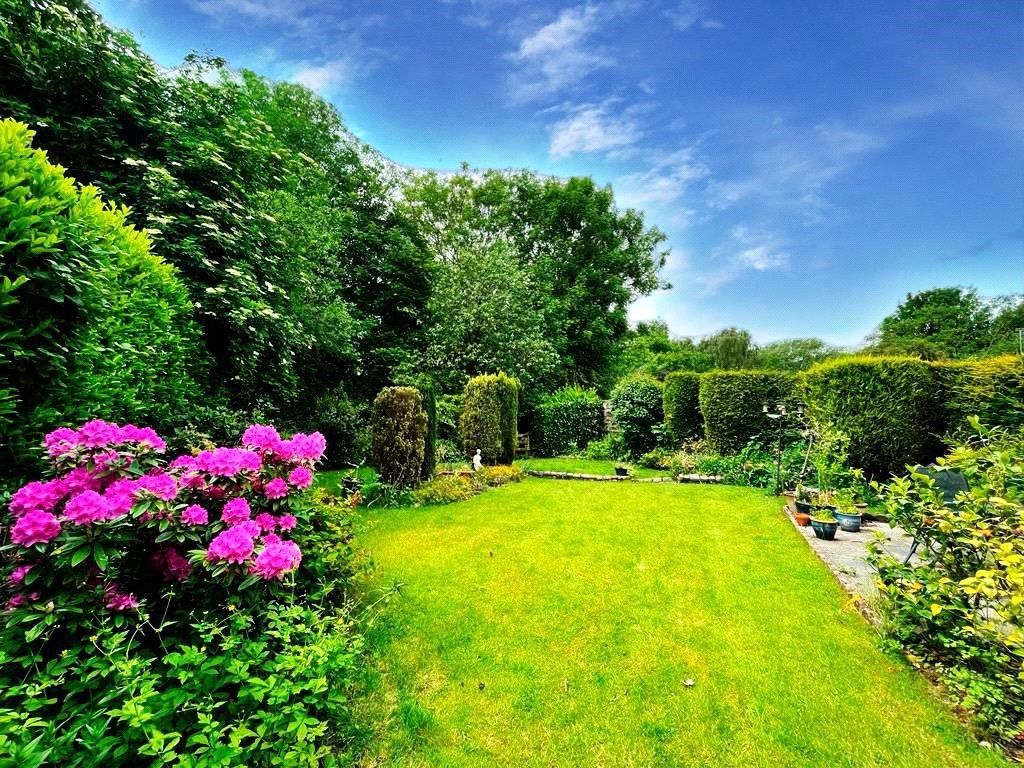 3 bed bungalow for sale in Bowmont Close, Cheadle Hulme, Cheadle SK8