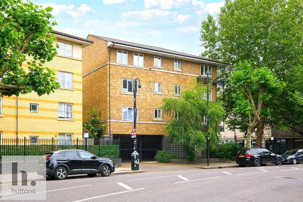 Barons Lodge, Island Gdns E14  