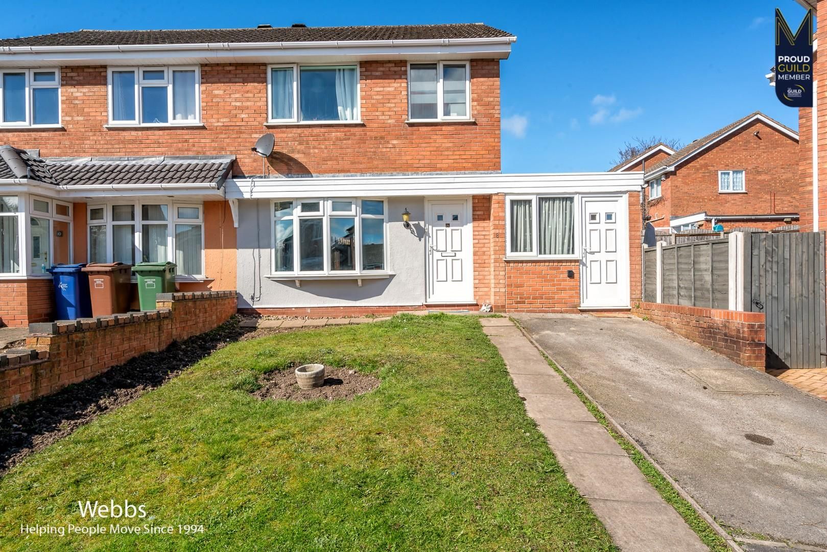3 bed semidetached house for sale in Maycroft Close, Hednesford