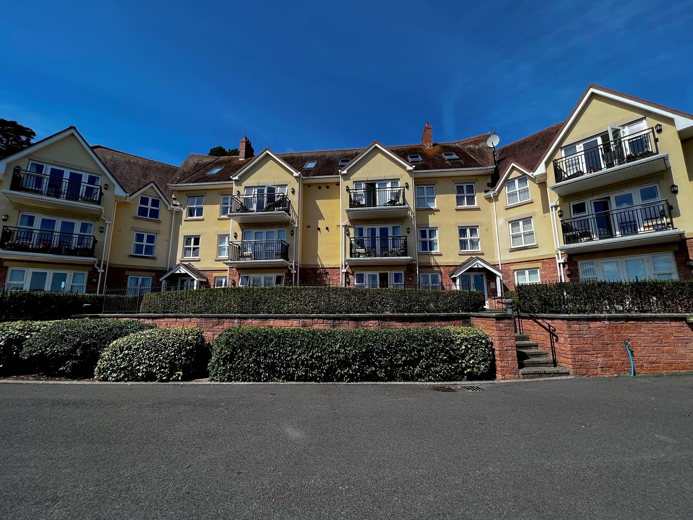 2 bed penthouse to rent in Oak Lodge Crescent, Minehead TA24 Zoopla