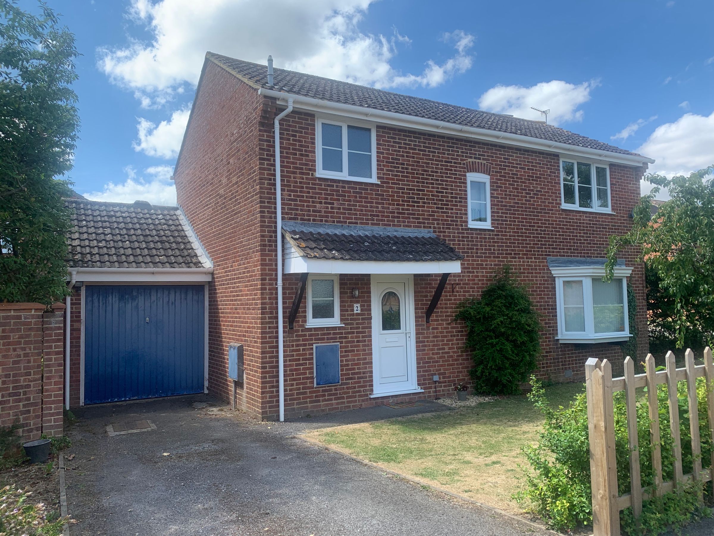 4 bed detached house for sale in Beancroft Road, Thatcham RG19 Zoopla