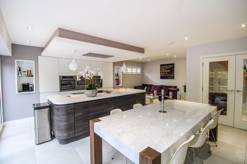 6 bed detached house for sale in Clay Lake, Endon ST9 Zoopla