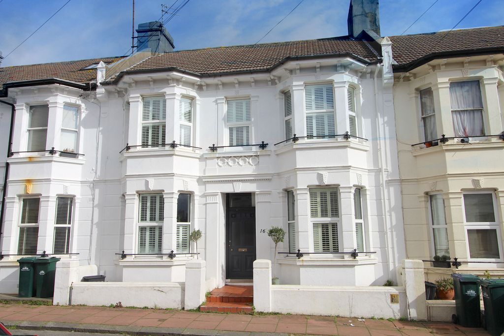 2 bed flat for sale in Stafford Road, Brighton BN1 Zoopla